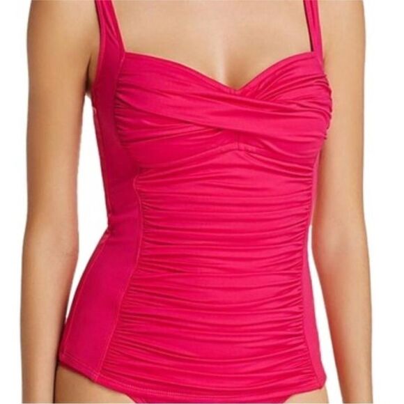 La Blanca NWT ISLAND GODDESS Shirred Tankini Top in Berry Size 8 - Picture 1 of 8
